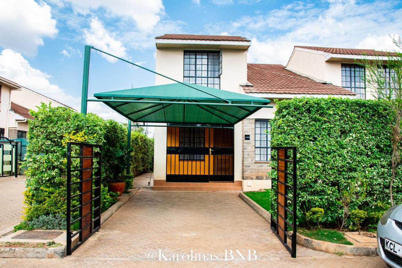 Karolinas Homestay Nairobi Esterno foto