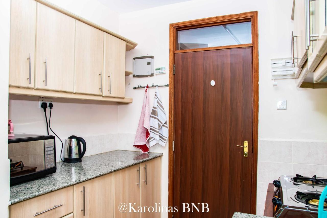 Karolinas Homestay Nairobi Esterno foto