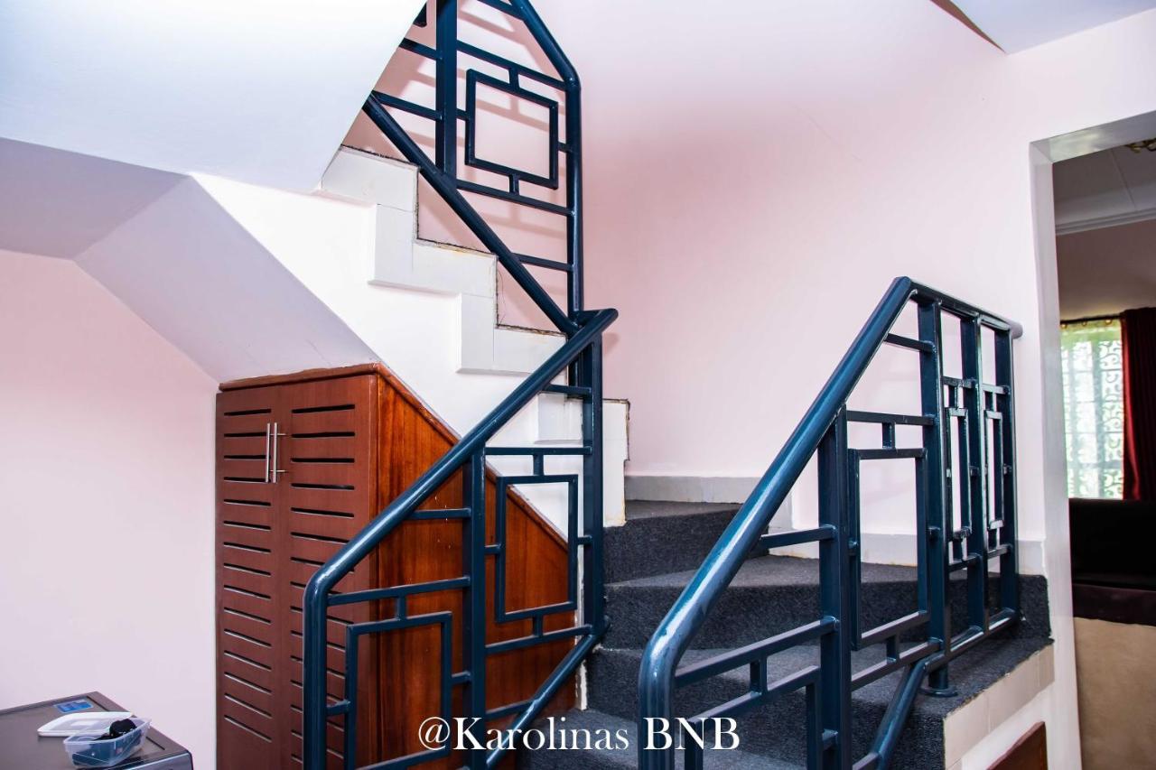 Karolinas Homestay Nairobi Esterno foto